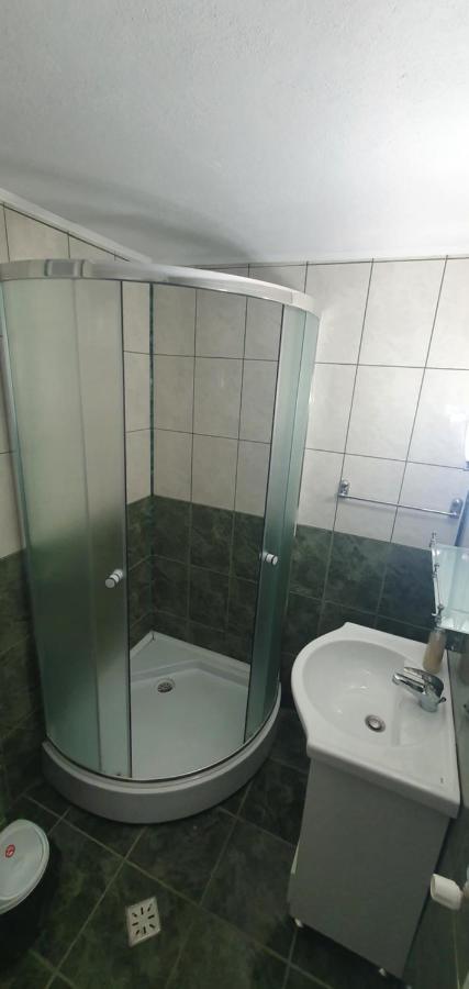 Hotel Casa Silvia Căpăţîneni-Ungureni Exterior foto